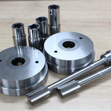 內(nèi)轉(zhuǎn)子模具